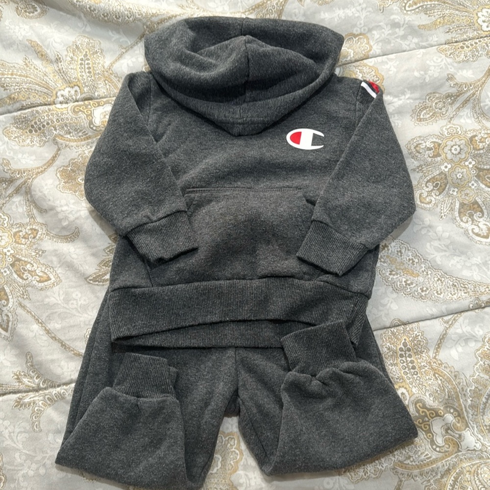 Champion hoodie and pant set(2)